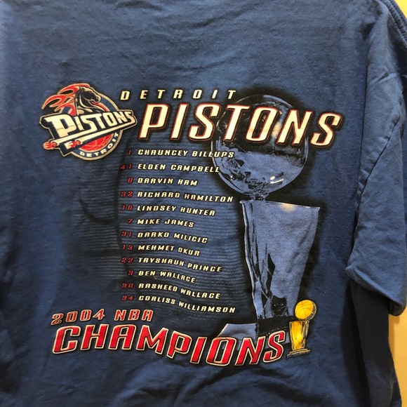 DETROIT Pistons xl 2004 world champion t shirt xl - Picture 2 of 8